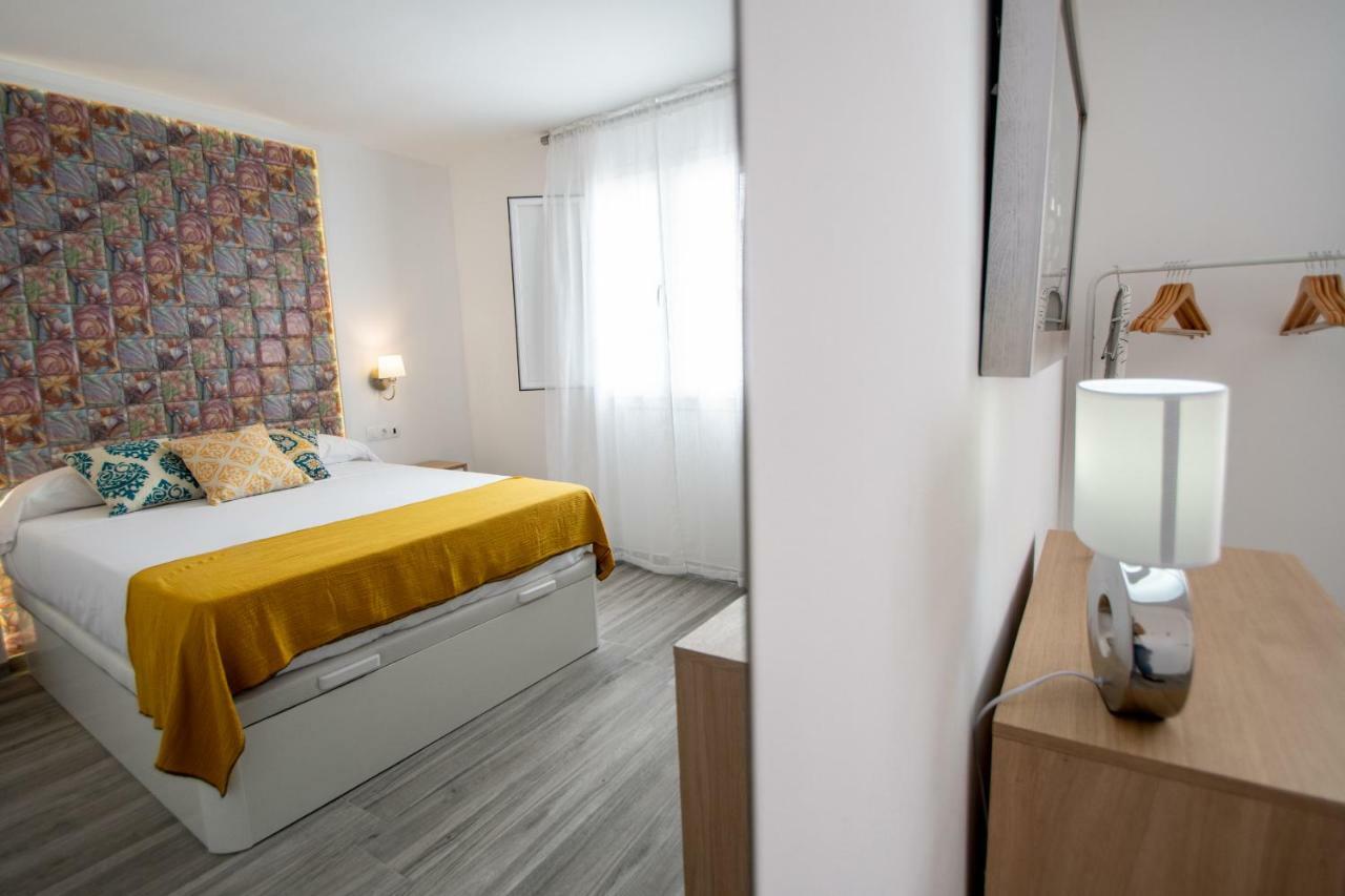 Apartamento Gran Sol De Кадис Екстериор снимка